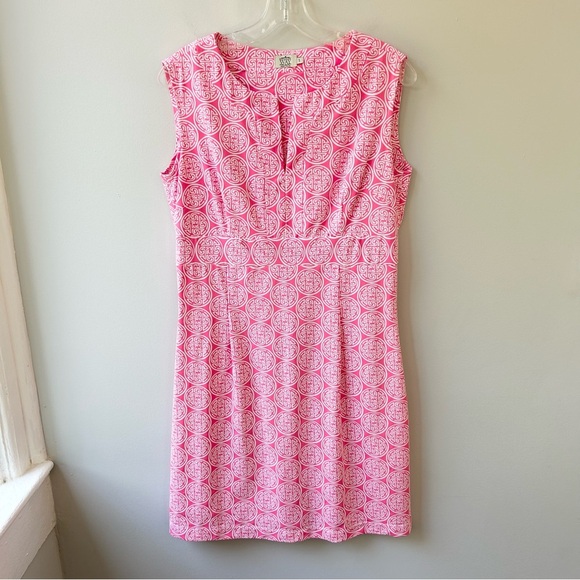 Katherine Way Hampton sleeveless tunic dress with pink medallion print - Picture 2 of 8